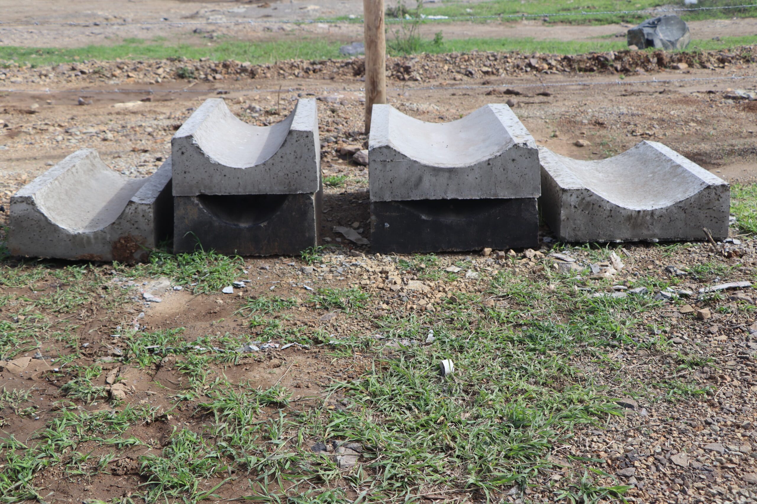 Shallow Drains (90)